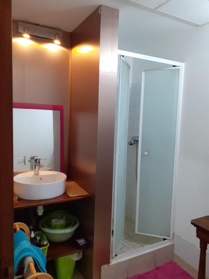 Chez Francoise Bed & Breakfast นูเมีย ภายนอก รูปภาพ